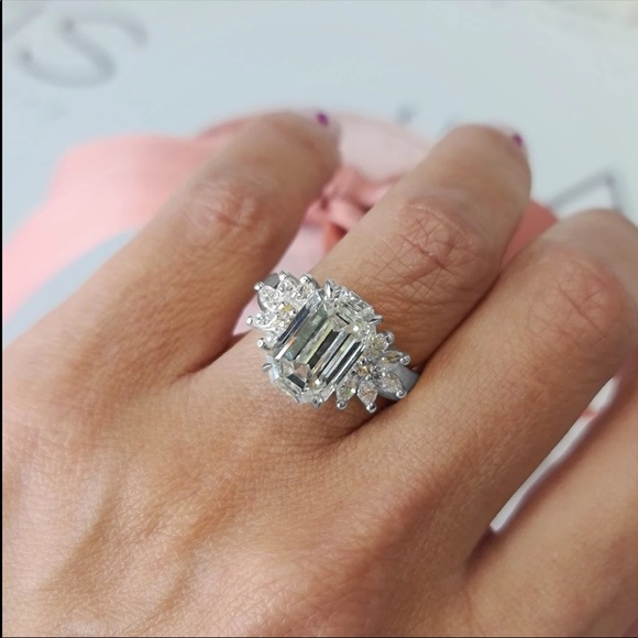 New 925 Silver Luxury Rectangular Cut Diamond Ring - Picture 6 of 6